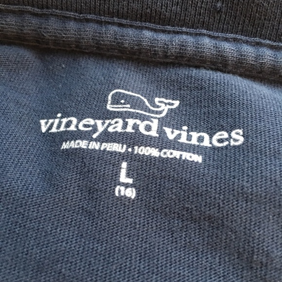vineyard vines long sleeve christmas t-shirt - Picture 5 of 9